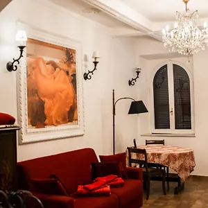 Grove House Roma