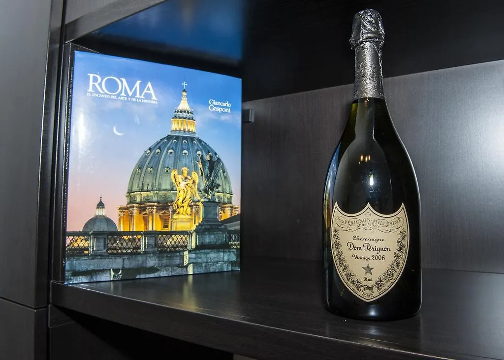 Porta Latina Suite - Private Apartment Rome'S Center Italy