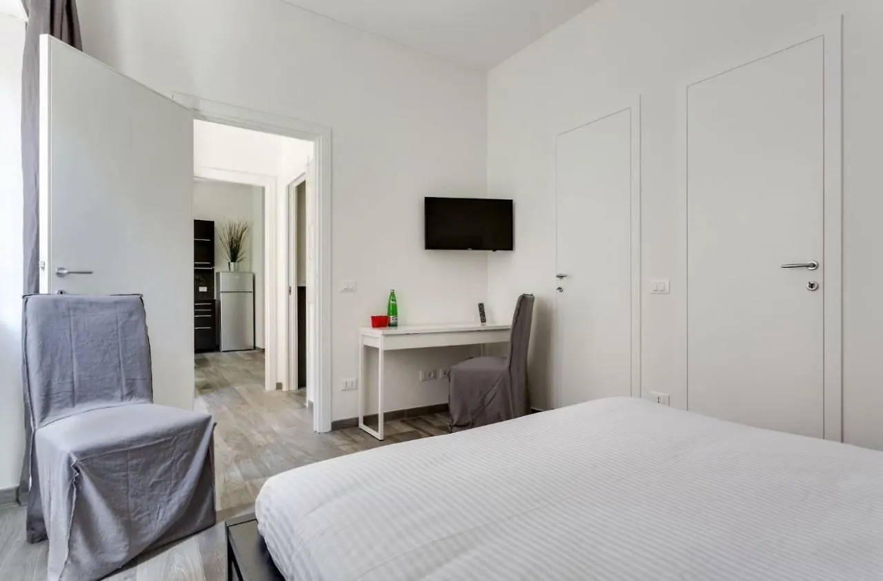 Porta Latina Suite - Private Apartment Rome'S Center